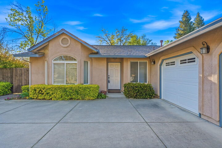 Property Photo:  4540 Cerro Lane  CA 96001 