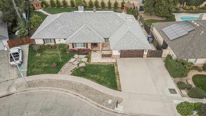 Property Photo:  1572 W Millbrae Avenue  CA 93711 