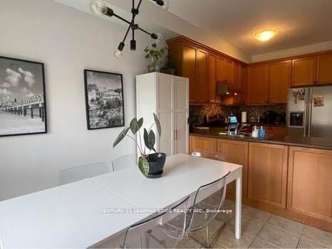 Property Photo: 118 Niagara Trail ON L7G 0A8