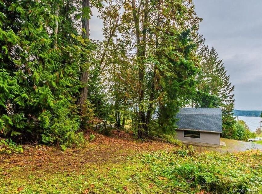 Property Photo: 348 Morgan Rd BC V9G 1W6