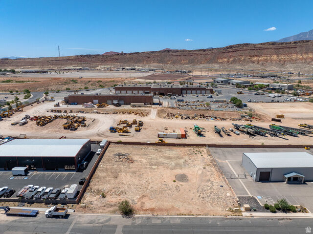 Property Photo:  425 S Commerce St  UT 84737 