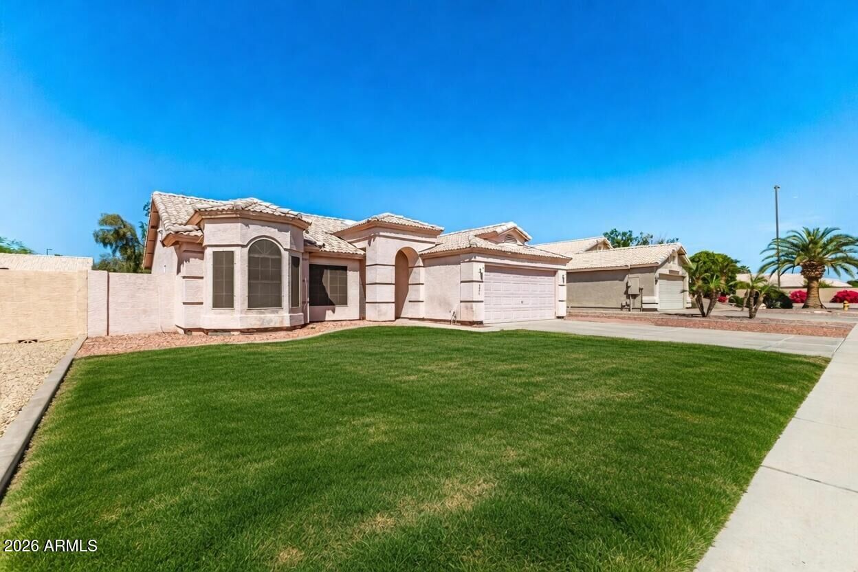Property Photo:  226 W Gail Drive  AZ 85233 
