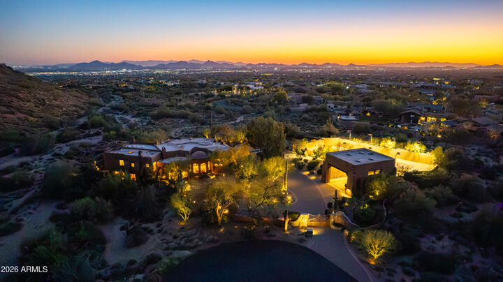 Property Photo:  22222 N Via Ventosa --  AZ 85255 