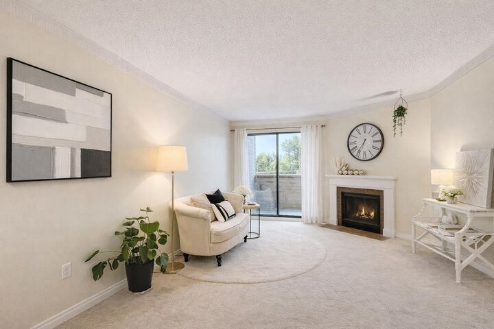 Property Photo: 615 North Road 312 BC V3J 1P1