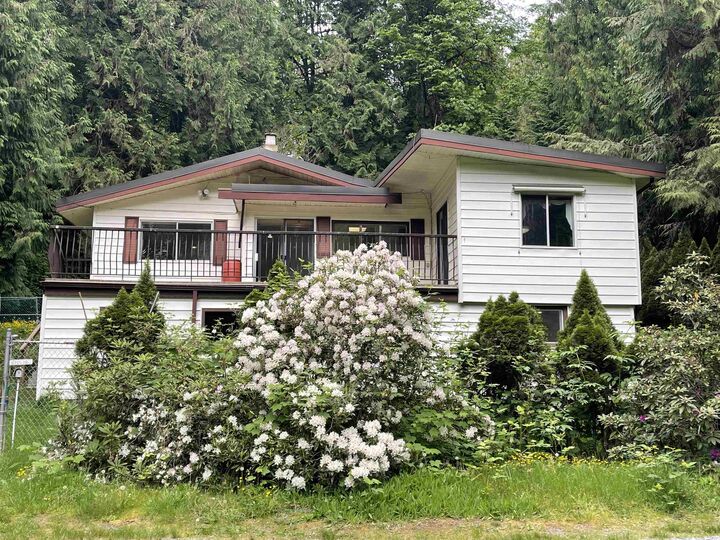 31828 Grove Avenue — photo 1