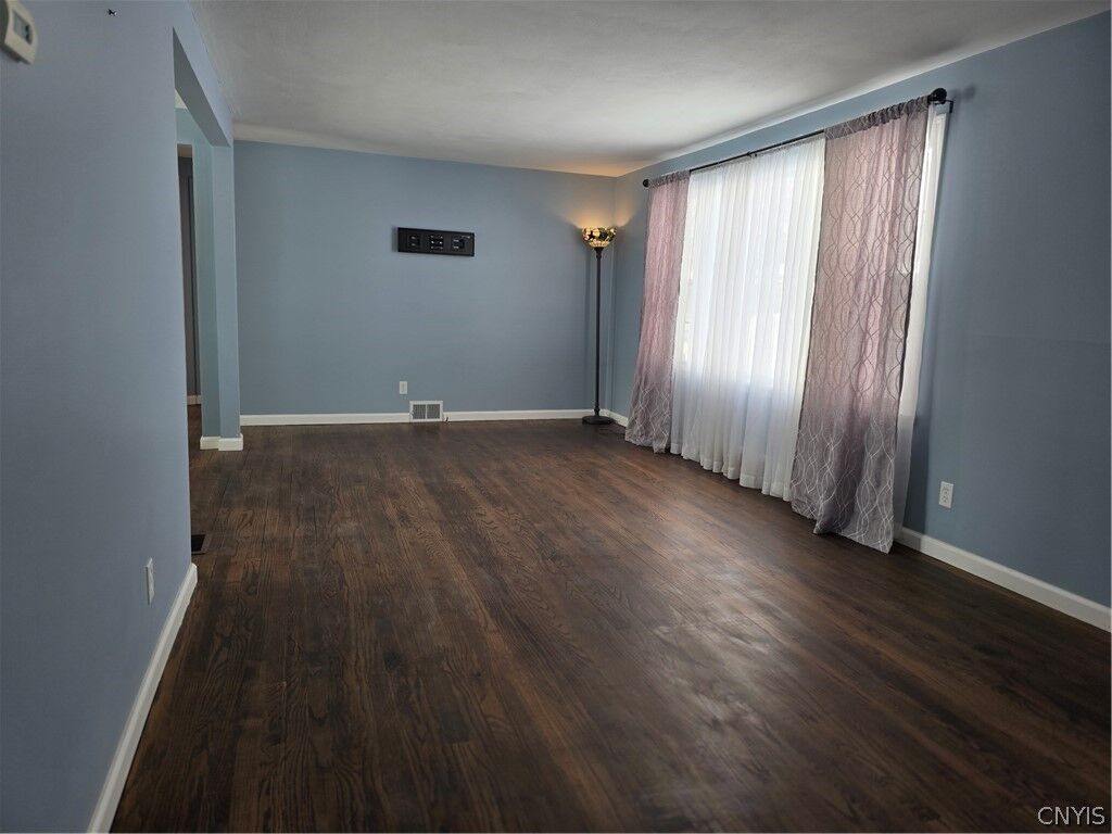 Property Photo:  205 Cleveland Avenue  NY 13088 