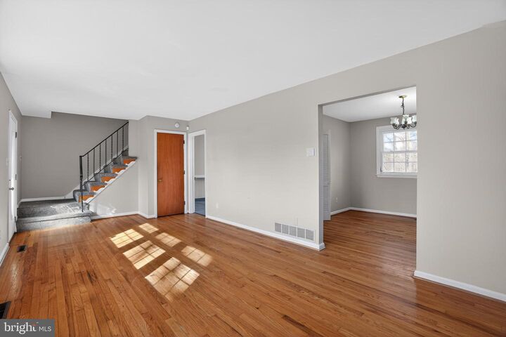 Property Photo: 100 Rose Circle DE 19711