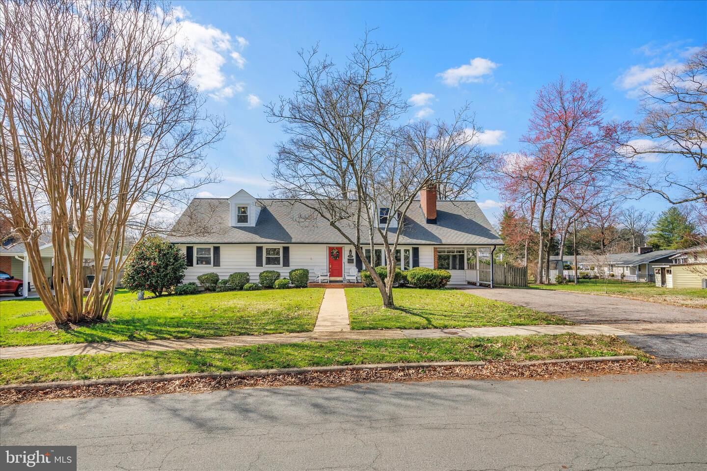 Property Photo: 811 Teakwood Drive MD 21146