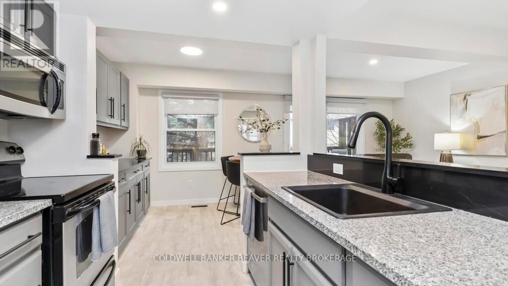 Property Photo: 295 Wilkins Street 47 ON N6C 5C1