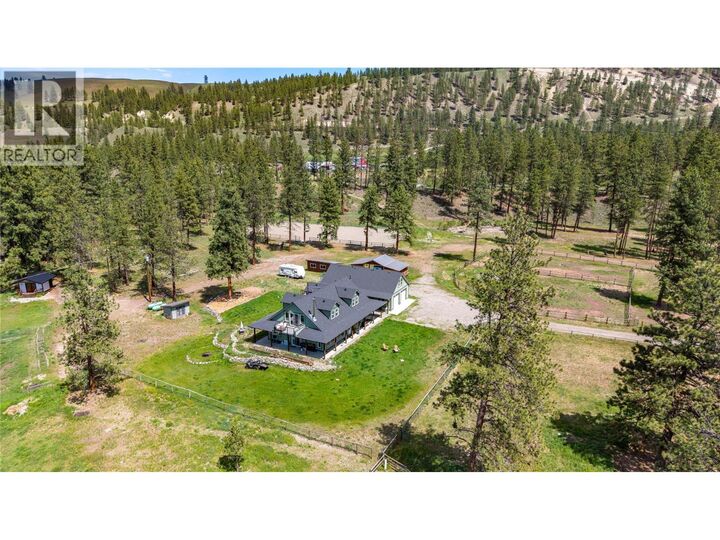 422 Huey Road — photo 1
