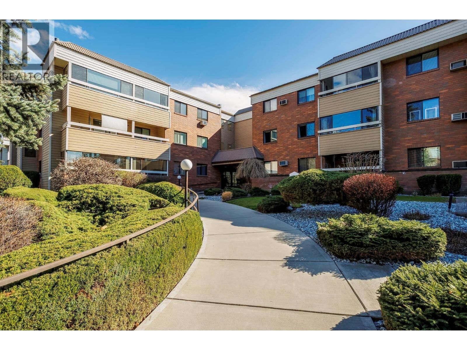 Property Photo: 1035 Bernard Avenue 115 BC V1Y 6P7