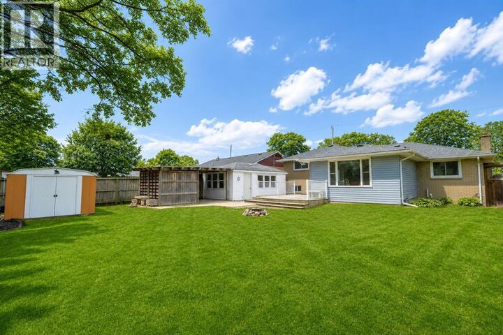 Photo de la propriété:  1134 O'Rae Avenue  ON N7S 3G9 