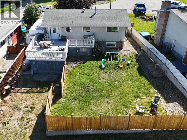 Property Photo: 1025 18th Avenue South BC V1C 3C7