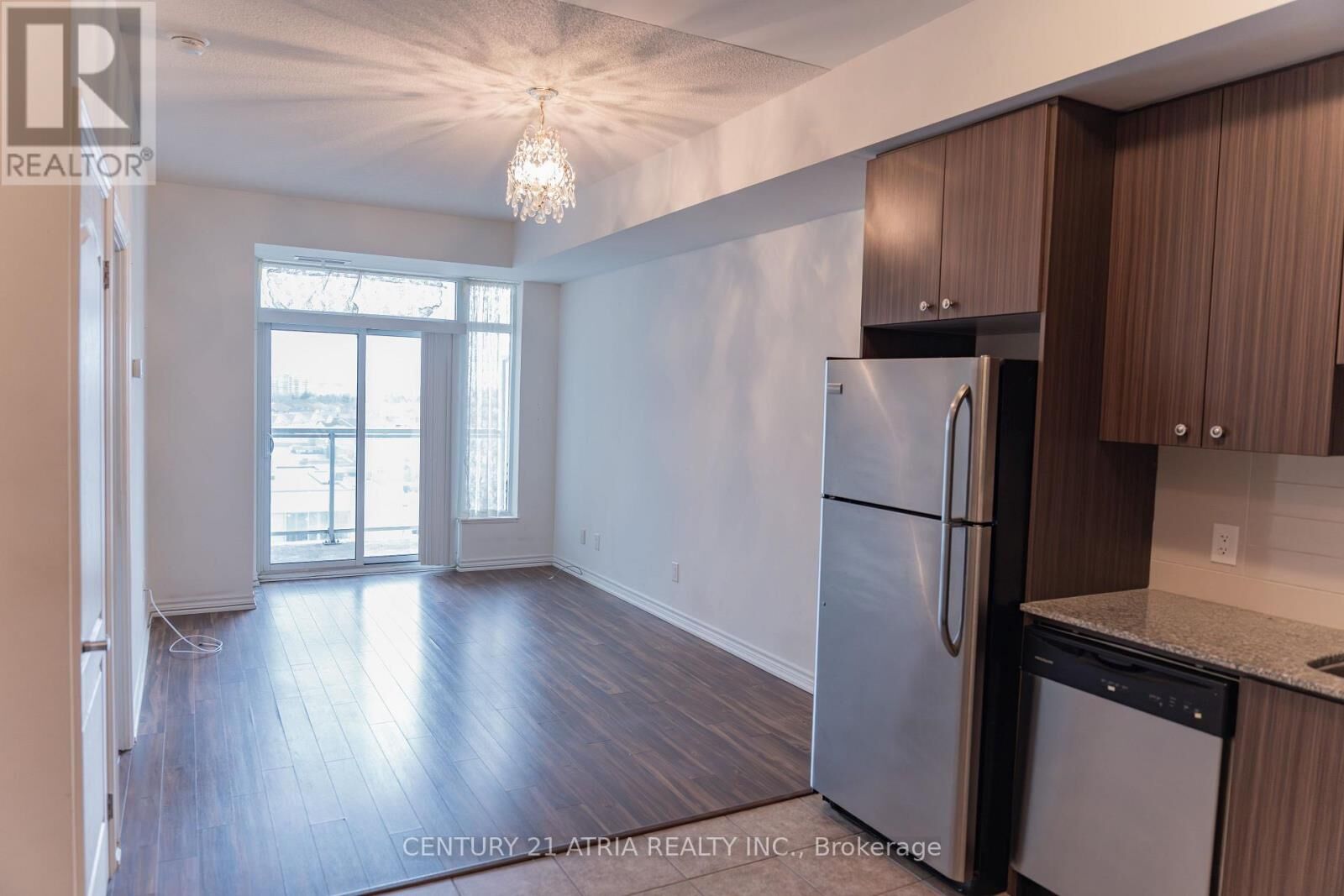 Property Photo:  8323 Kennedy Road 902  ON L3R 5W7 