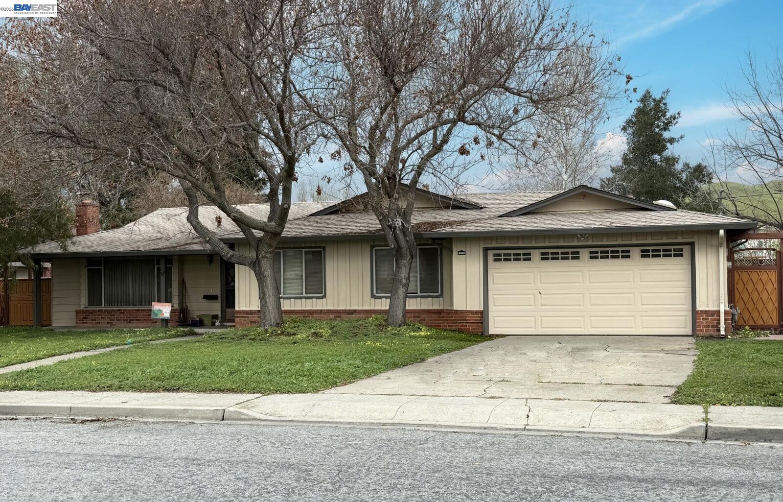 Property Photo:  865 Kensington Dr  CA 94539 