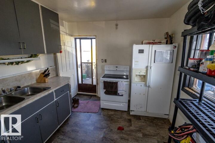 Property Photo: 112, 57004 Range Rd 105 AB T0A 2G0