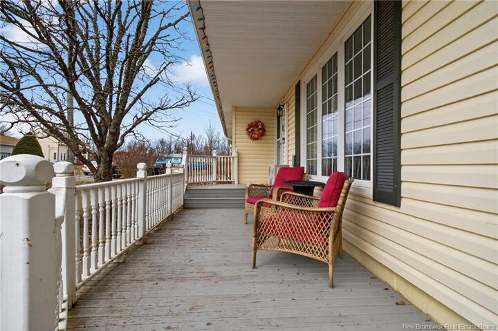 Property Photo:  10 Sherwood  NB E1B 3X7 