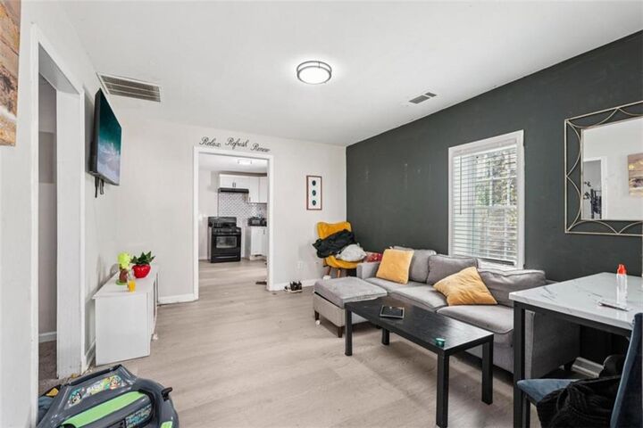 Property Photo:  2794 7th Street SW  GA 30315 