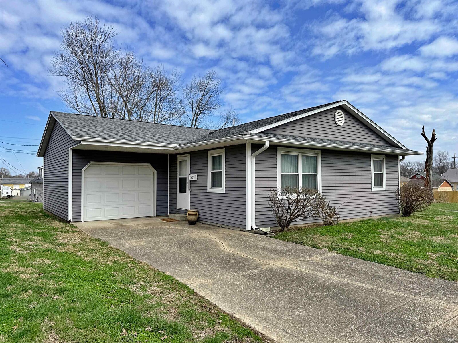 Property Photo:  102 Sycamore Street  IN 47501 