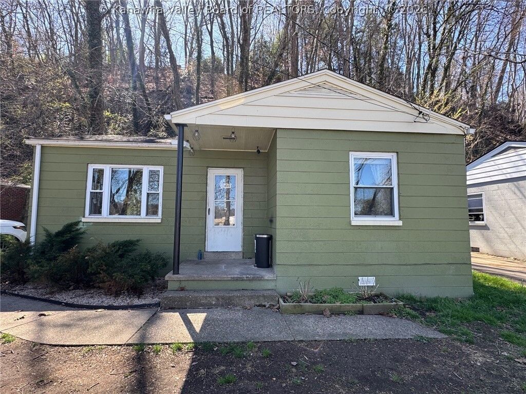Property Photo:  1417 Callie Road  WV 25314 
