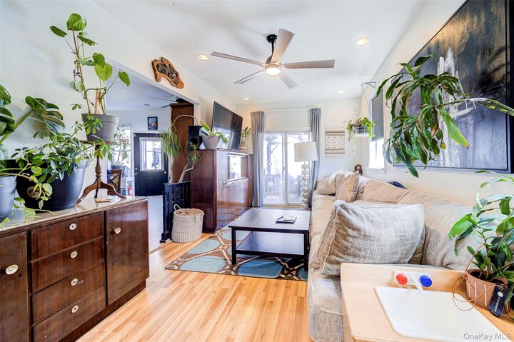 Property Photo:  11 Grove Street  NY 12528 