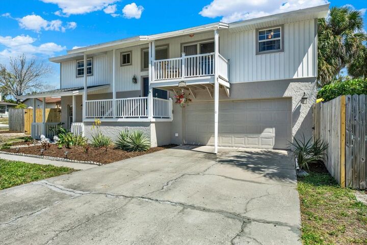 Property Photo:  4941 Cardinal Trail  FL 34683 