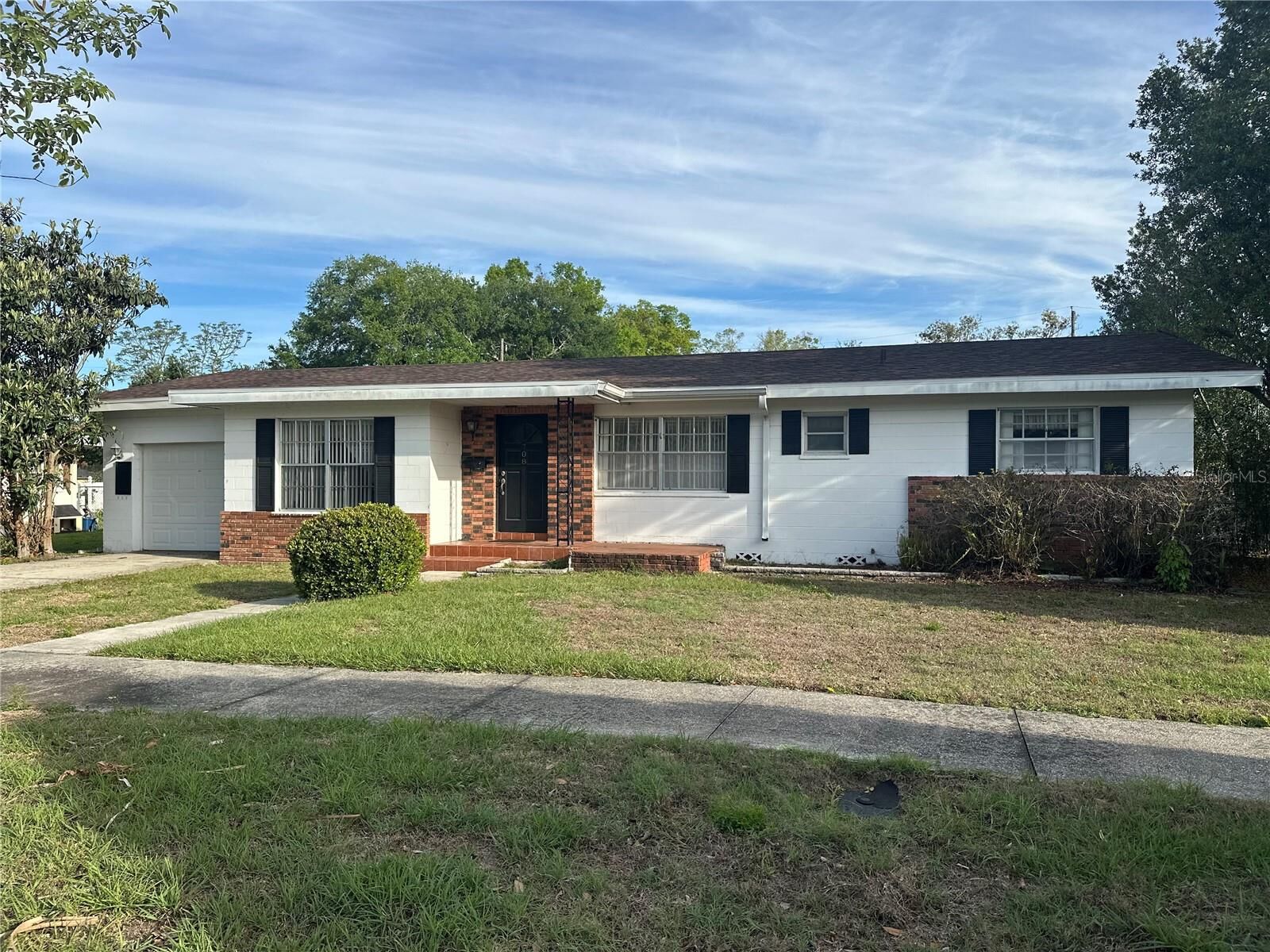 Property Photo: 708 Chestnut Road FL 33823