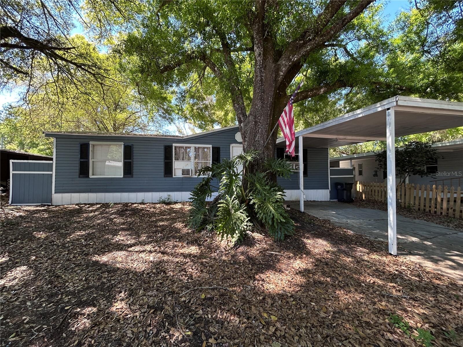 Property Photo:  10638 Bay Hills Circle  FL 33592 
