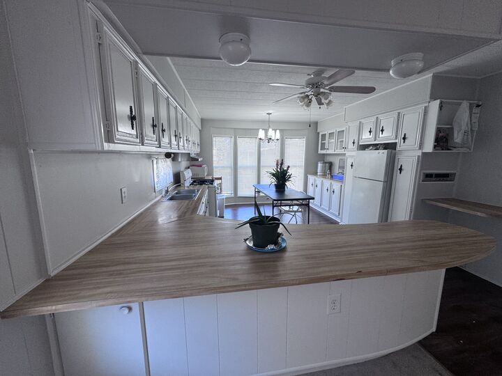 Property Photo:  1336 Douglas Avenue 4  IL 60538 