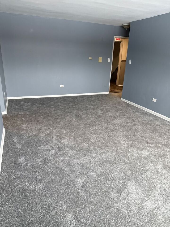 Property Photo: 723 Grant Avenue 3C IL 60411