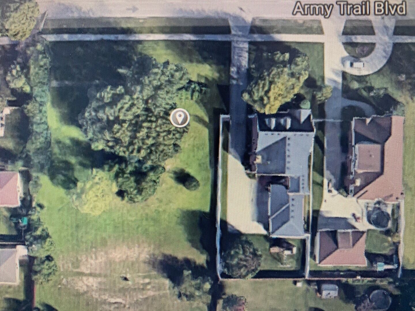Property Photo:  427 W Army Trail Road  IL 60101 