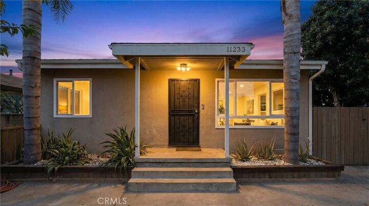 Property Photo:  11233 Virginia  CA 90262 
