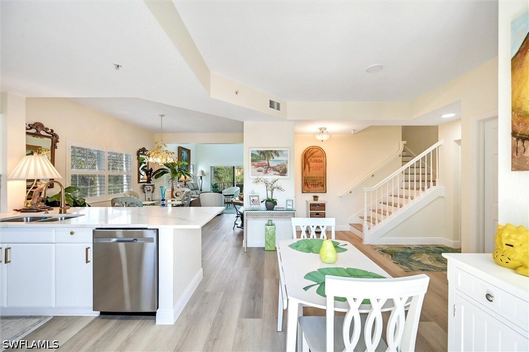 Property Photo: 4500 Botanical Place Circle 301 FL 34112