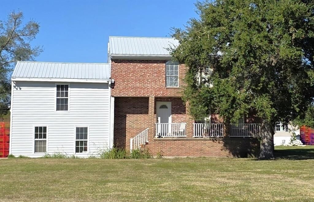 Property Photo:  123 Colorado Lane  LA 70041 