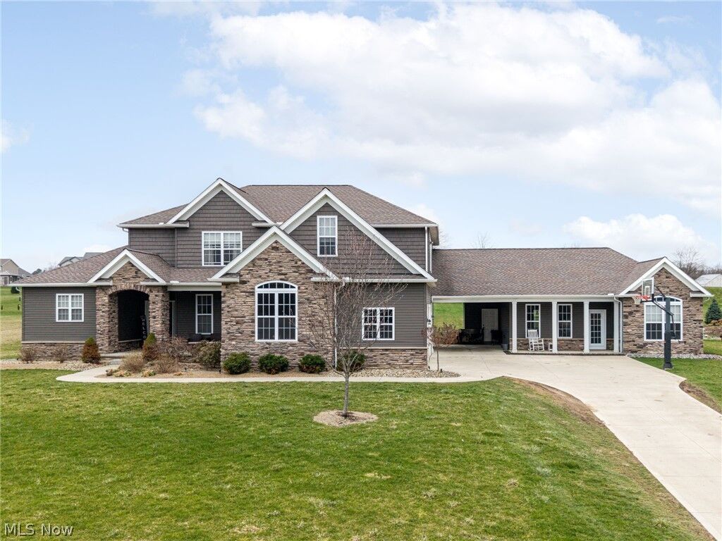 Property Photo:  3984 Argyle Lane  OH 44256 