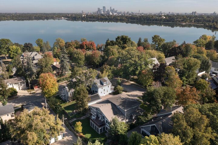 Property Photo:  3812 Thomas Avenue S  MN 55410 