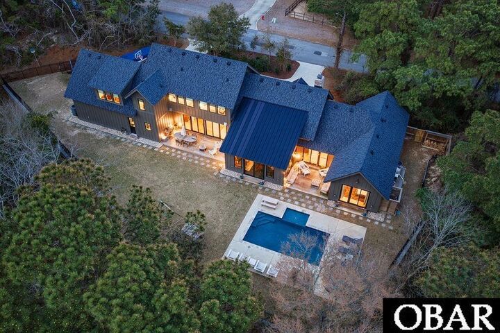 Property Photo: 313 Hillcrest Drive NC 27949-0000