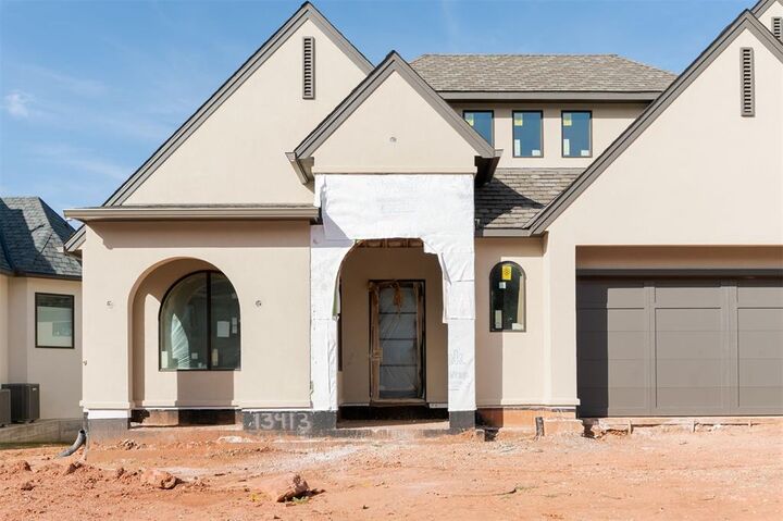 Property Photo: 13413 Creek Pointe Lane OK 73131