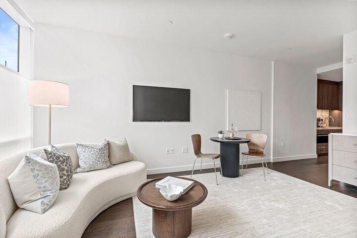 Property Photo: 430 Stuart 1618 MA 02116