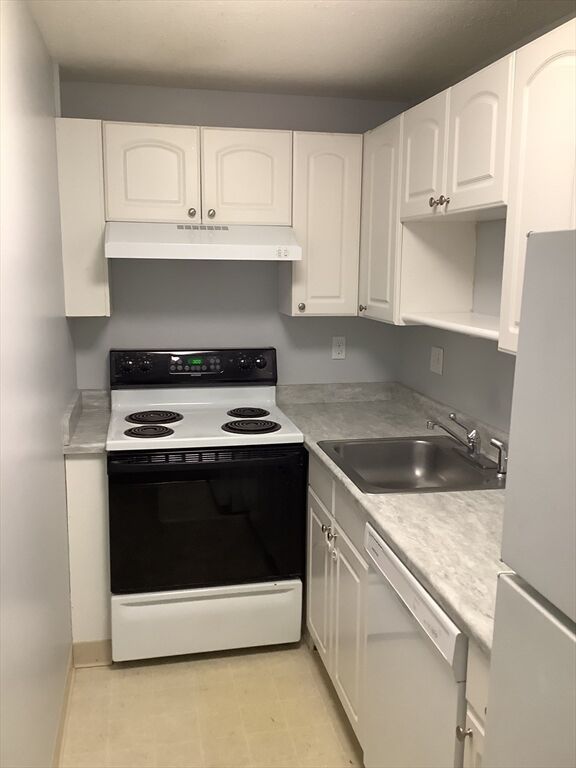 Property Photo:  175 Ward Street 30  MA 02151 