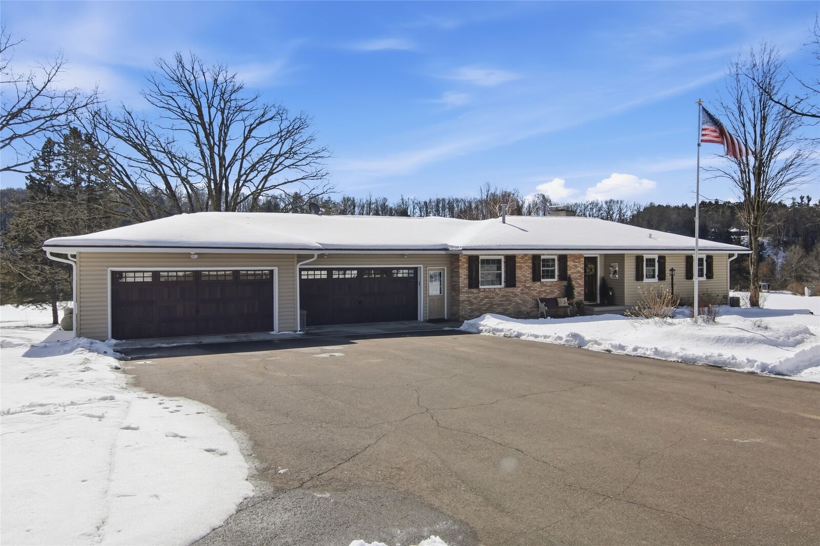 Property Photo: N5496 County Hwy J WI 54848