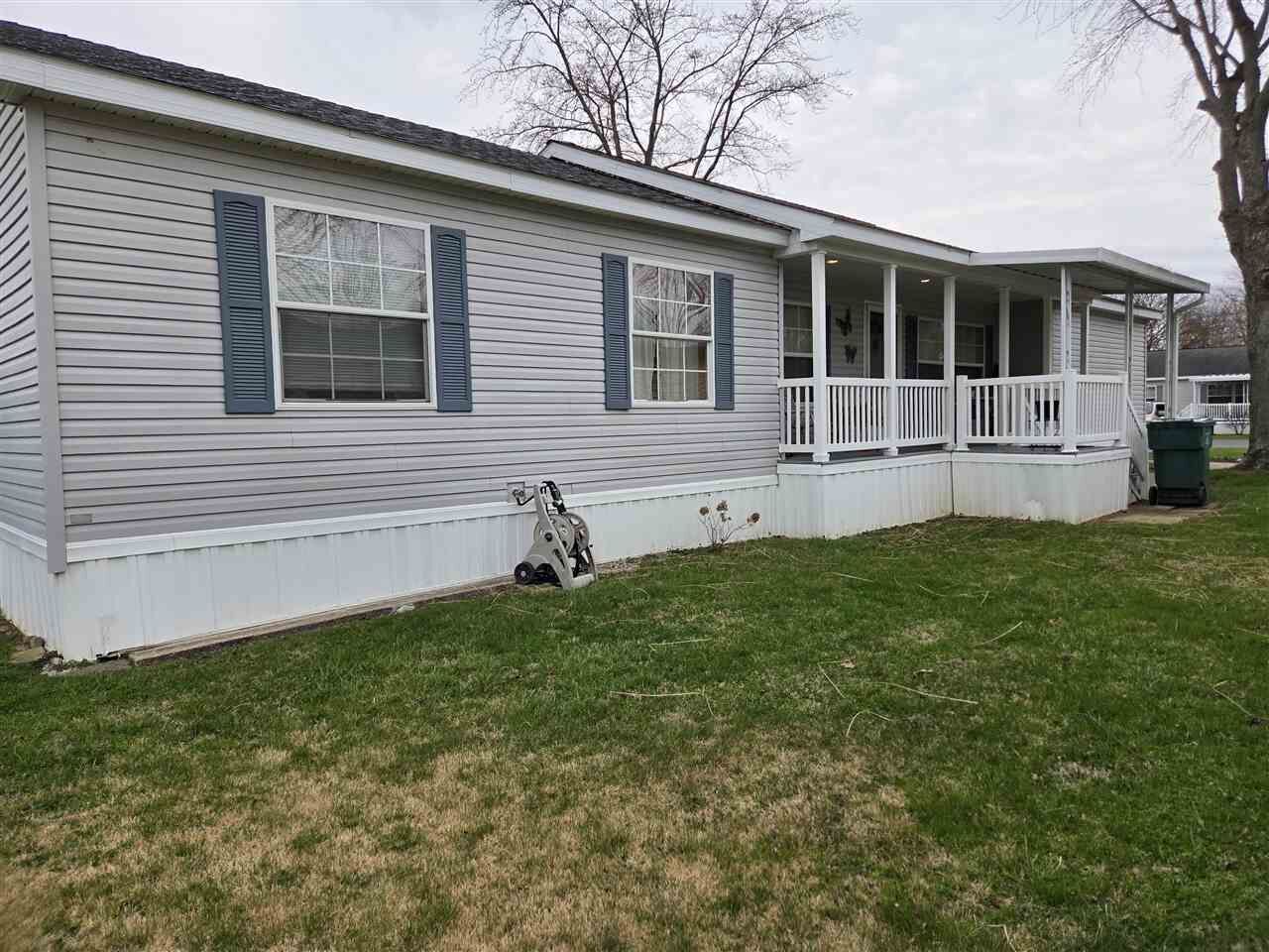 Property Photo:  6 Dogwood Drive  IN 47374 