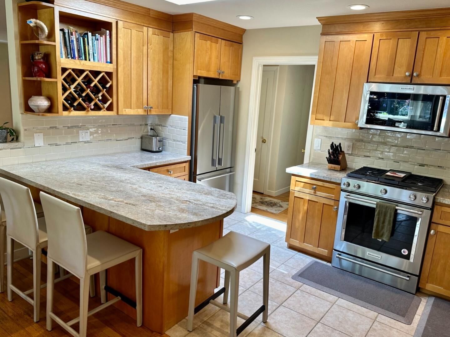 Property Photo: 433 Concord Drive CA 94025