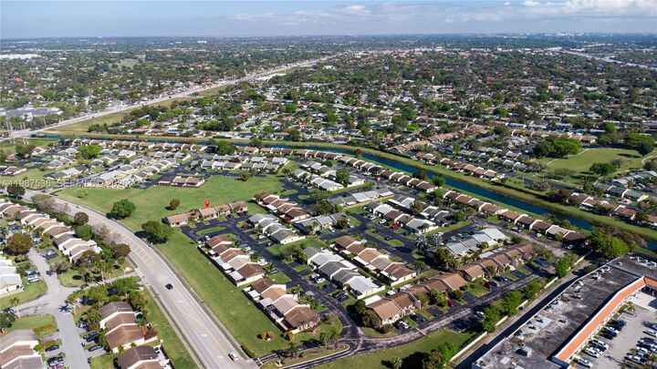 Property Photo:  12324 SW 111th S Canal St Rd  FL 33186 