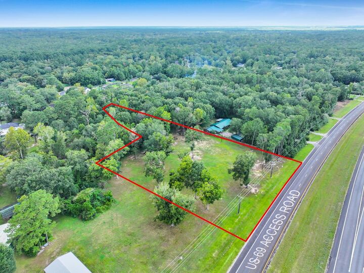 Property Photo: 4074 Highway 69 S TX 77657