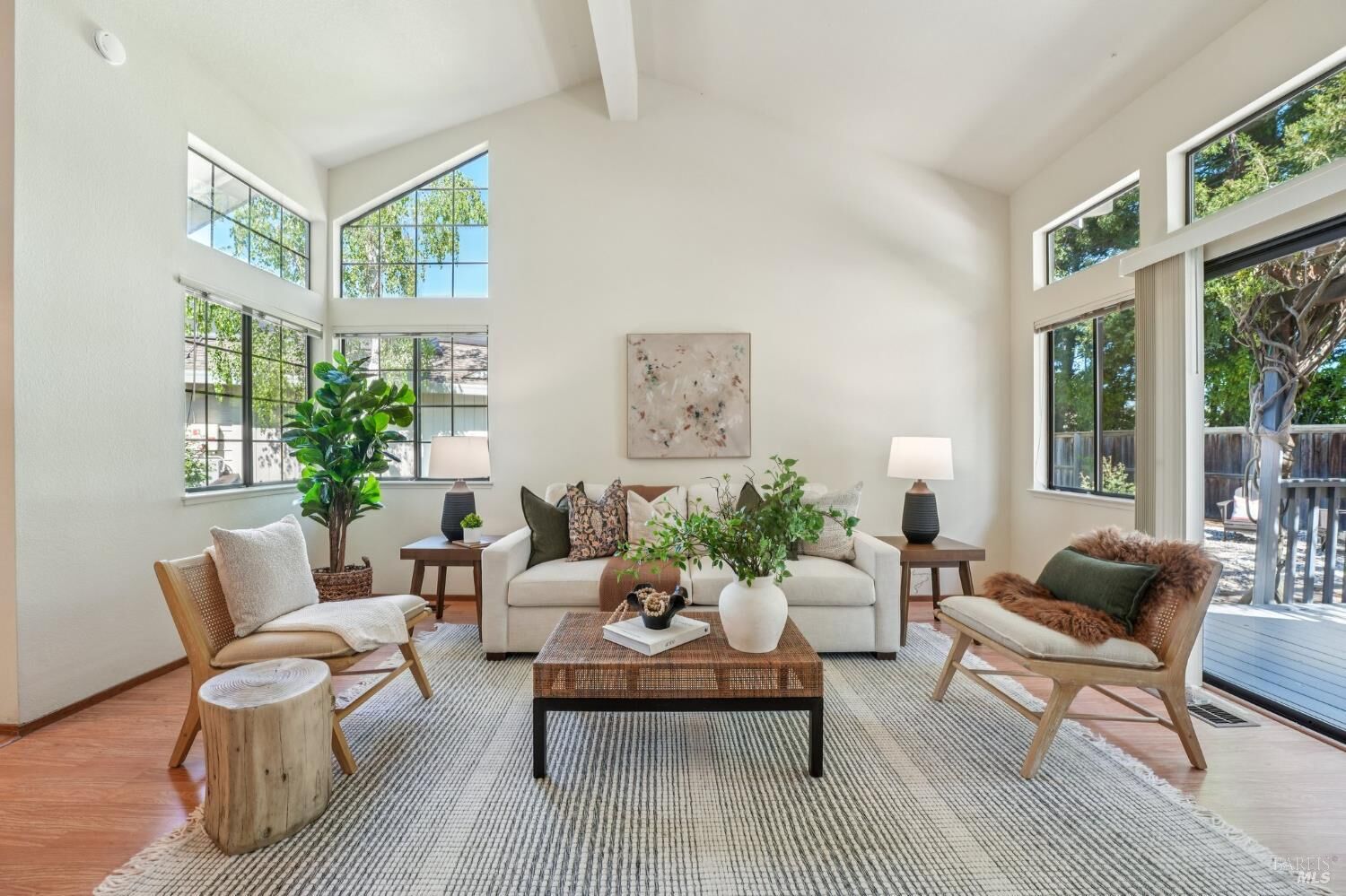 Property Photo:  22 Saint Mathew Court  CA 95476 