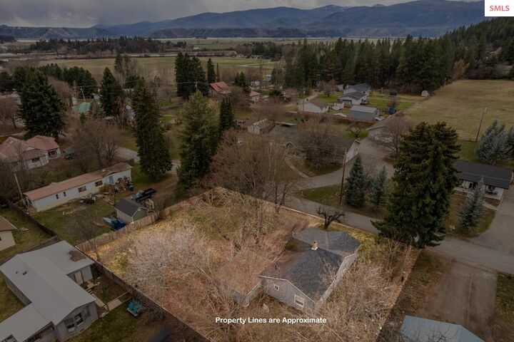 Property Photo:  7467 Wells St  ID 83805 