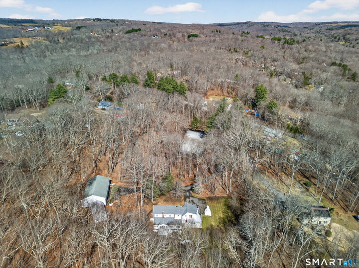 Property Photo:  189 Crane Hollow Road  CT 06751 