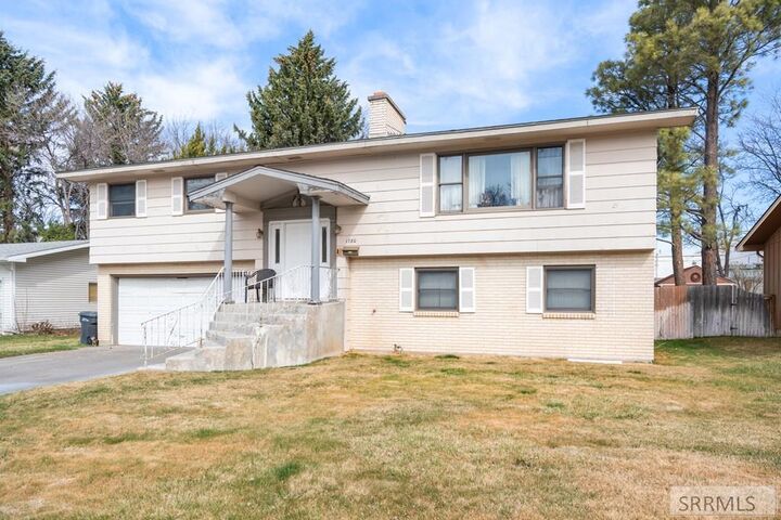 Property Photo:  1780 Carmel Drive  ID 83402 