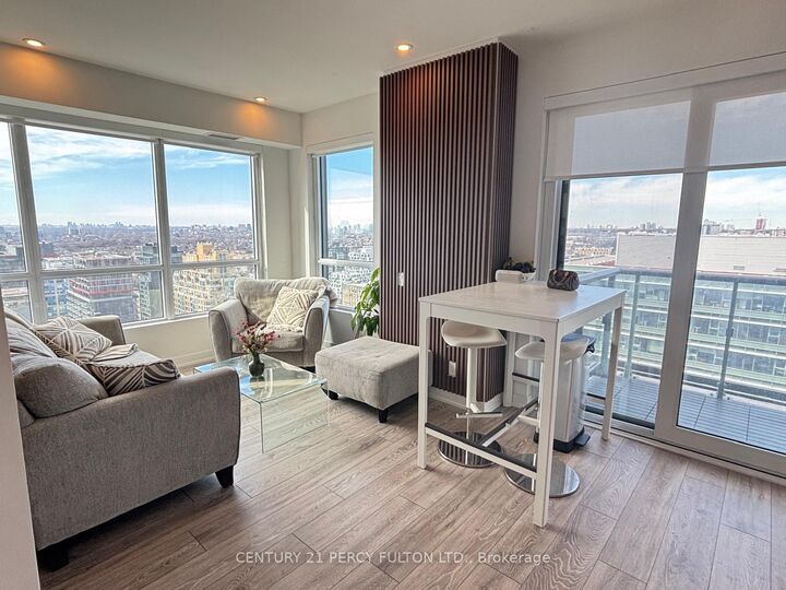 Property Photo: 108 Peter Street N 2613 ON M5V 0W2